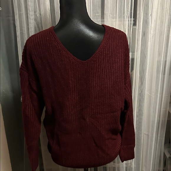 Love Tree Deep Red V-Neck Twist Sweater - Picture 3 of 4